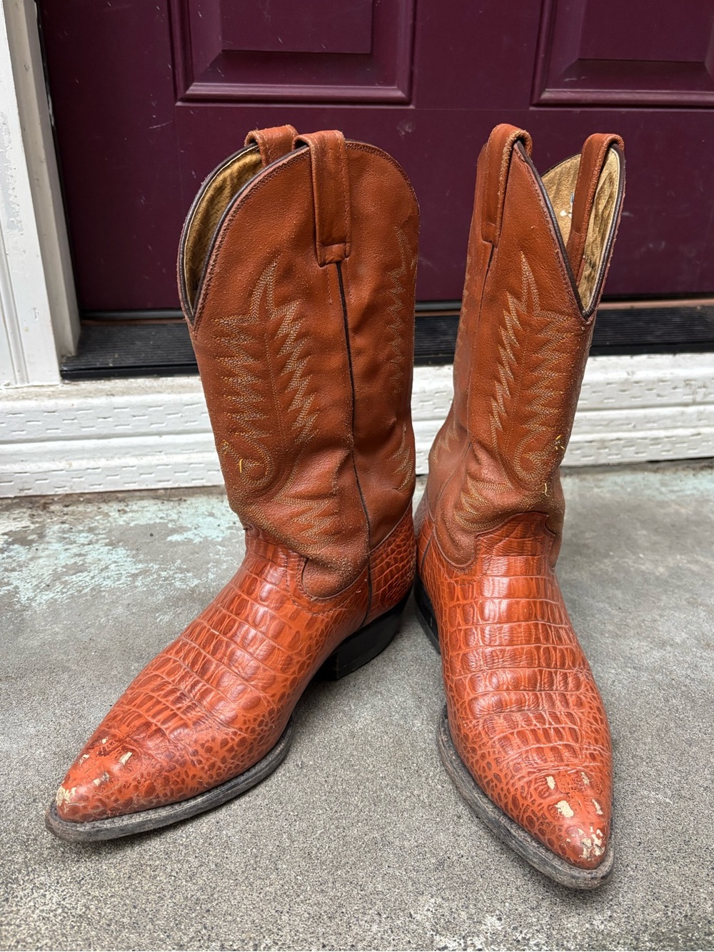 Vintage brown crocodile cowboy boots Size 9